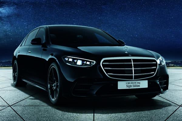 賓士旗艦房車 S-Class 特仕登場!夜色套件加持彰顯黑頭車霸氣姿態 賓士旗艦房車 S-Class 特仕登場!夜色套件加持彰顯黑頭車霸氣姿態