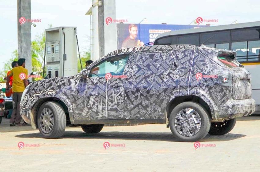Nissan 全新休旅身形較大,預計更接近 Toyota Corolla Cross 所在級距。