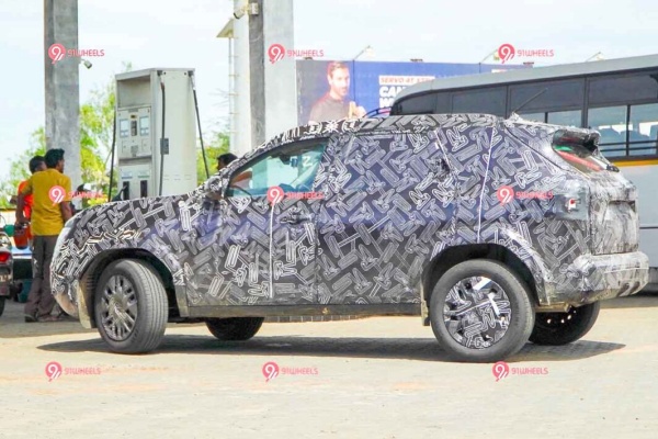 Nissan 將推新全球戰略休旅！科技內裝曝光 對手鎖定 Corolla Cross