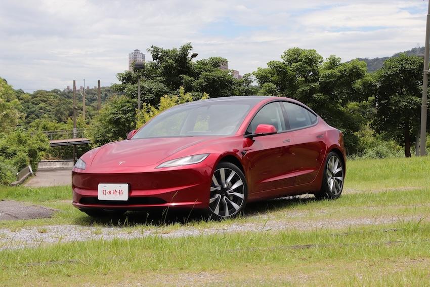 Model 3 煥新版