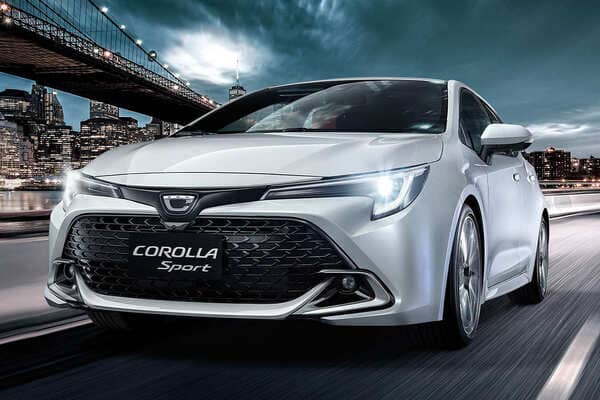 Toyota 當家掀背 Corolla Sport 動感進化！免費升級碳纖維套件強化跑格