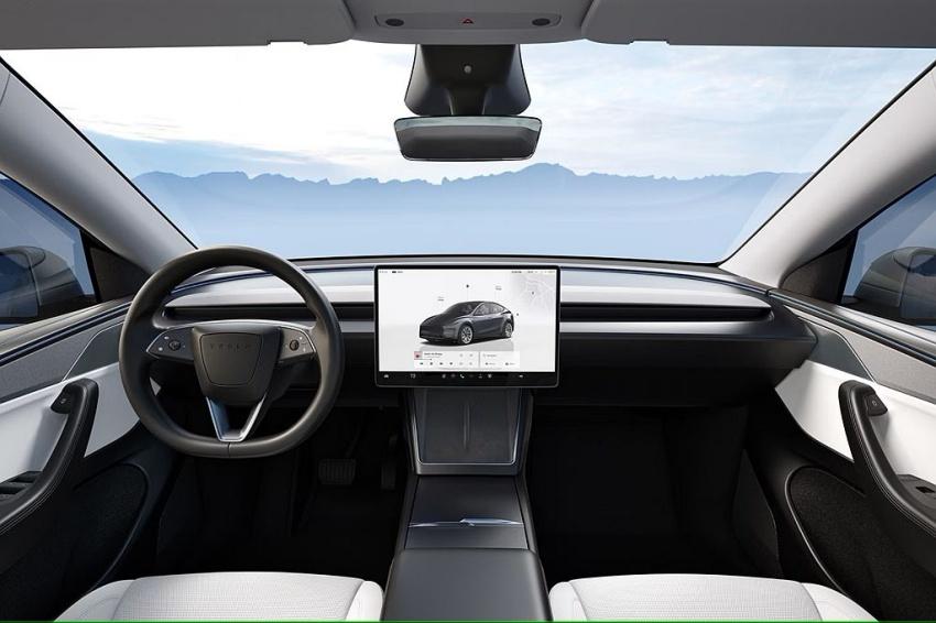 內裝將會拿掉大量配備,僅維持必要水準。圖為現行版。