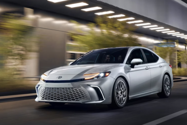 旗下車款里程破 40 萬公里比例最高！汽車分析：最耐用汽車品牌排行出爐