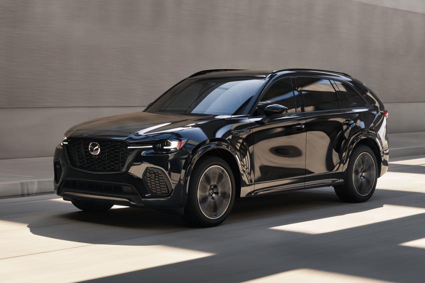 CX-70 PHEV 擁有 323 匹綜效馬力,以及 48 公里的純電續航里程。
