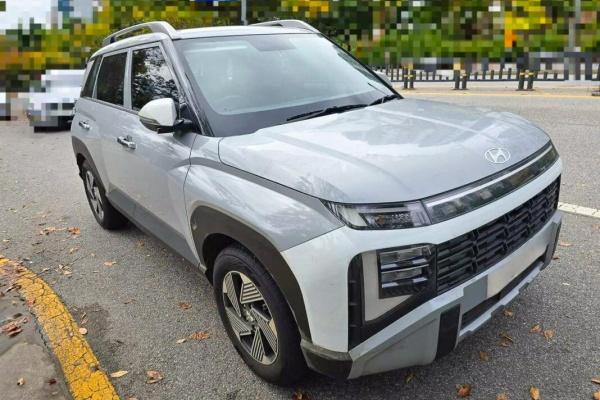 Hyundai 大改款 Venue 無偽裝現身!外型結實動感 內裝導入雙螢幕 Hyundai 大改款 Venue 無偽裝現身!外型結實動感 內裝導入雙螢幕