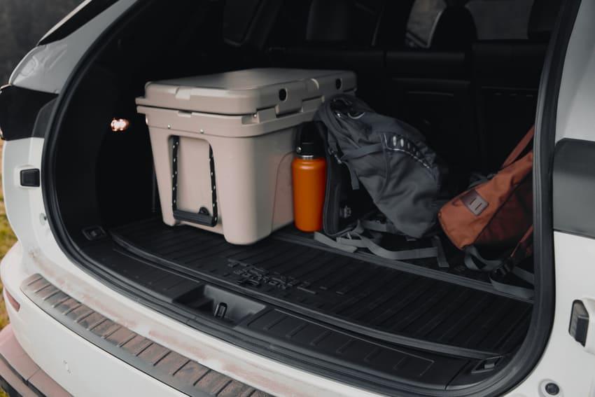 Outlander Trail Edition 內裝設有防水地墊,更好應對戶外使用需求。