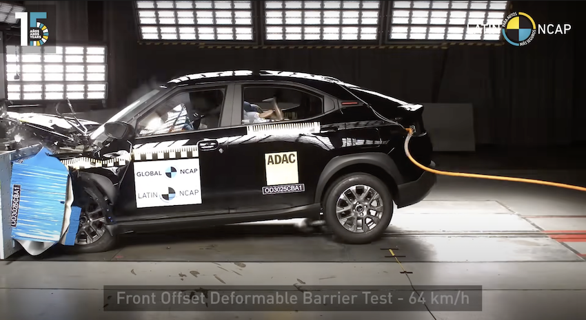 Citroen Basalt 成人乘員安全測試中得分為 39.37%,在兒童乘員安全測試中得分為 58.35%。