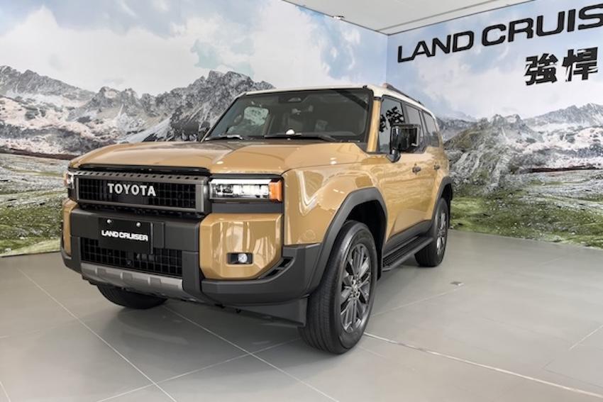 Toyota Land Cruiser 實車昨天正式在台灣亮相。
