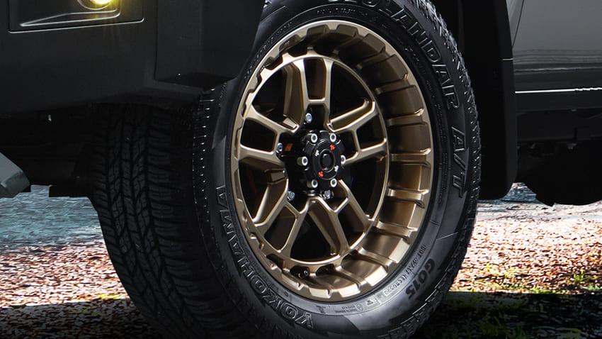 Toyota 越野老將 Land Cruiser 70 動感升級!追加專屬配備強化粗獷氣勢