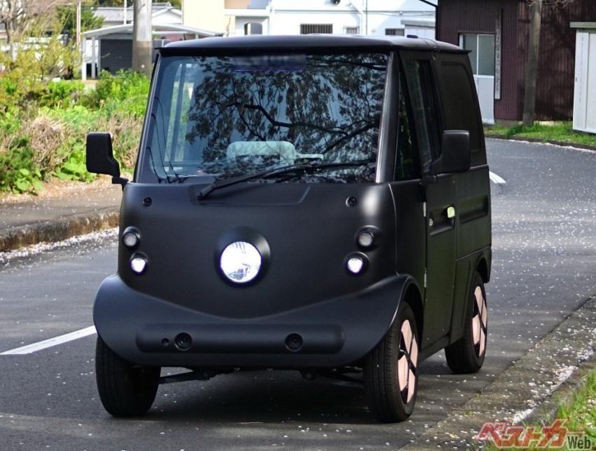 創立 75 年的日本特殊汽車製造商 Tonox 將推出接近量產的全新微型車 Kurosuke。