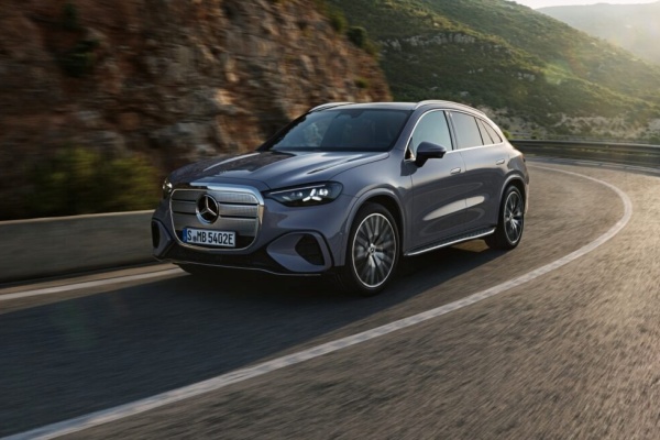 賓士全新 GLC 純電版歐洲開放訂購！採用油、電同價策略 首發採單一動力