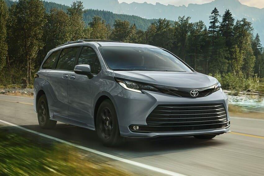 Toyota 在美國推出新年式 Sienna,將於 2026 年 1 月正式上市。