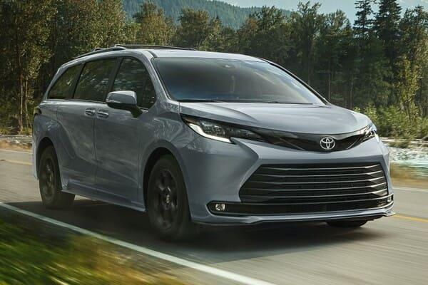 Toyota 新年式 Sienna 正式登場!七人座 MPV 配備升級強化高級氛圍 Toyota 新年式 Sienna 正式登場!七人座 MPV 配備升級強化高級氛圍