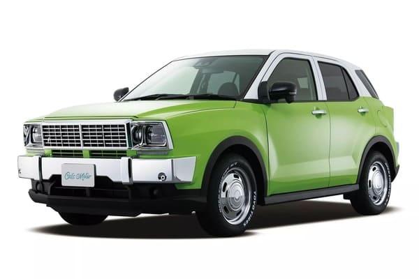 Toyota 入門 SUV 變身美式經典休旅!搭配多元鮮豔塗裝搶眼上路 Toyota 入門 SUV 變身美式經典休旅!搭配多元鮮豔塗裝搶眼上路