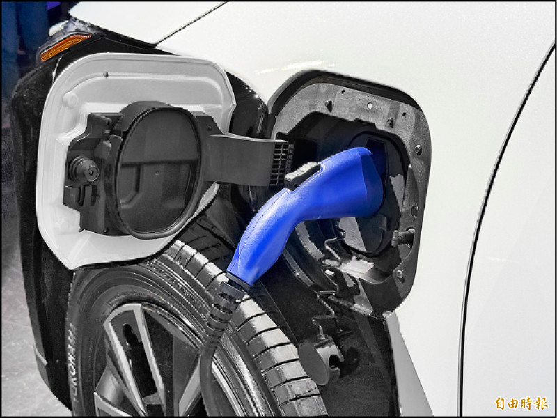 和泰汽車針對bZ4X推出「早鳥隨插即充吃到飽」方案。(記者蘇銘翰攝)