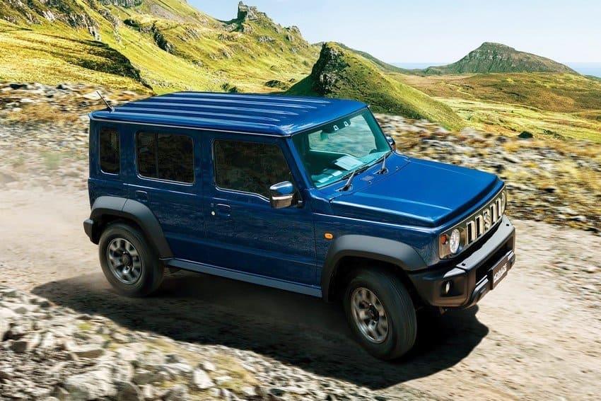 Jimny Nomade 採用與三門版相同的 1.5 升自然進氣汽油引擎,可提供 102 匹、13.3 公斤米的動力輸出。