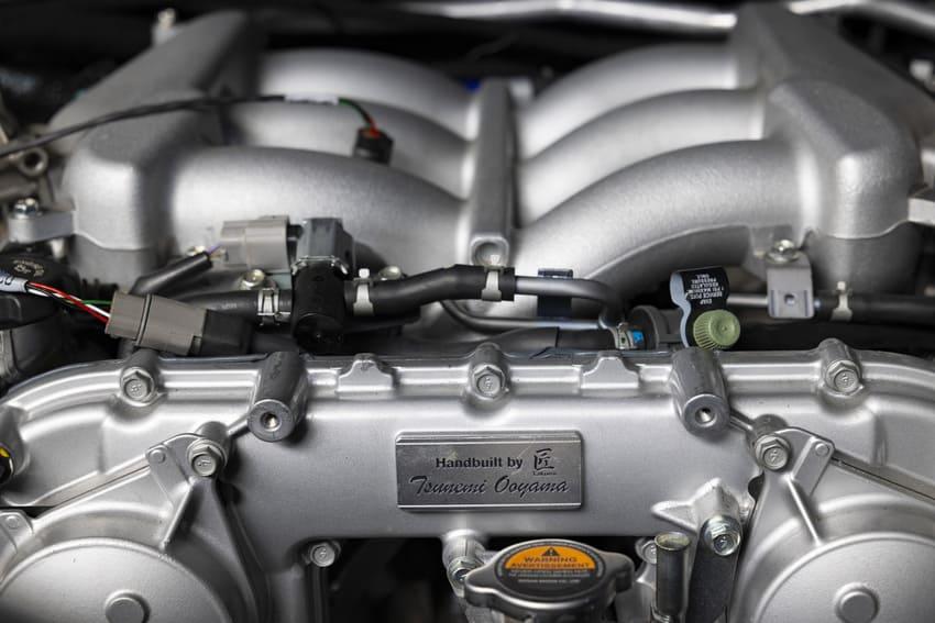 換裝與 Nissan GT-R 相同的 3.8 升 V6 雙渦輪增壓引擎,經過重新調校可提供 1,000 匹最大馬力輸出。