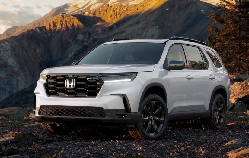 Honda 旗艦休旅改款測試車現蹤！外型更粗獷 有望加入油電系統