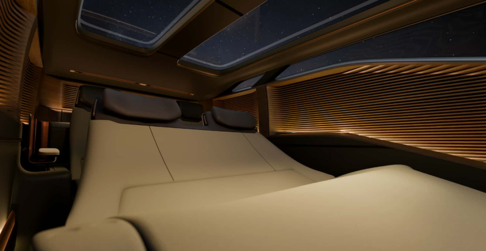 第二排能實現完全平躺如同一張大床。