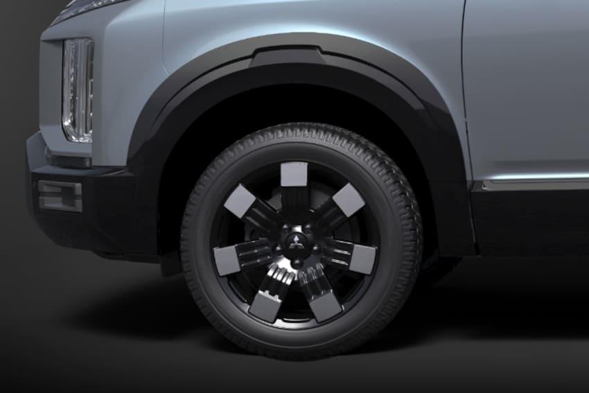 新車頭造型及 18 吋雙色鋁圈是小改款升級重點。