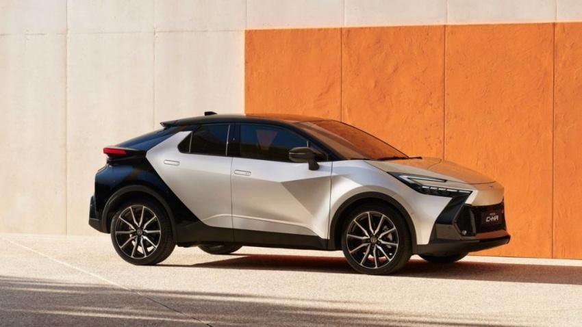 新一代 UX 有望比照 Toyota C-HR 的模式。