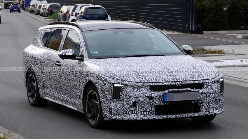 Kia 全新 K4 旅行車展開道路測試，預計明年出發表。