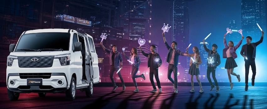 J Space 8 人座旗艦型，具備 LEVEL 2 ADAS 先進駕駛輔助系統。