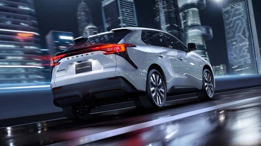 小改款 Solterra 純電動力系統升級，擁有更強勁的性能輸出與最高達 746 公里的續航力表現。