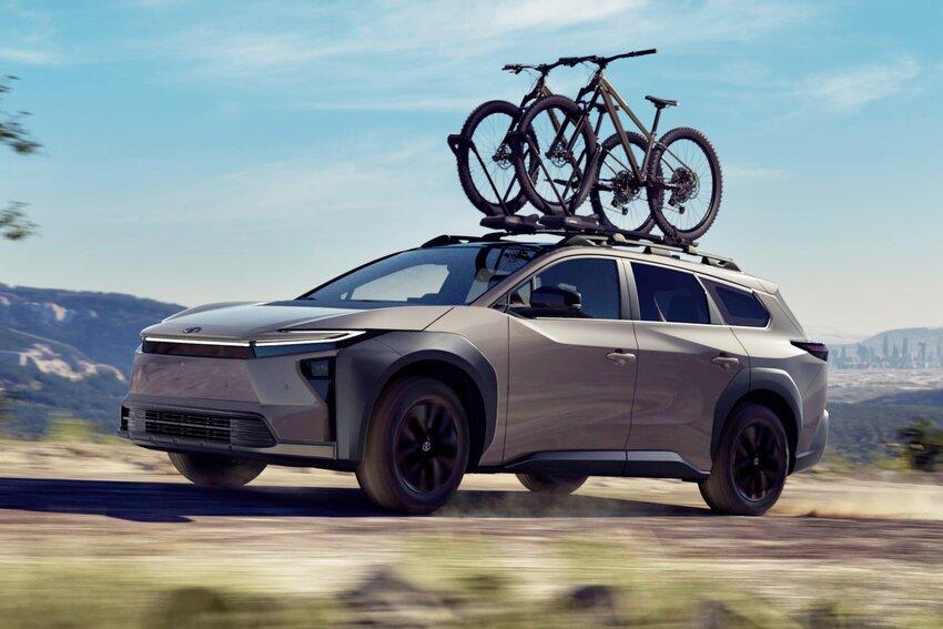 bZ4X Touring 提供單馬達前驅、雙馬達四驅車型可選，後者具備 380 匹最大馬力輸出。