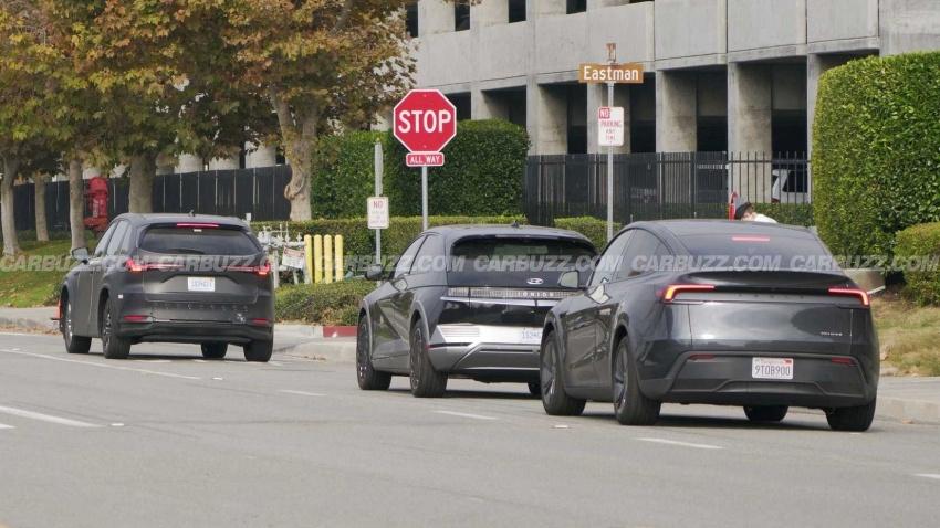 Mazda 電動車與 Hyundai Ioniq 5 以及 Tesla Model Y 一同測試。