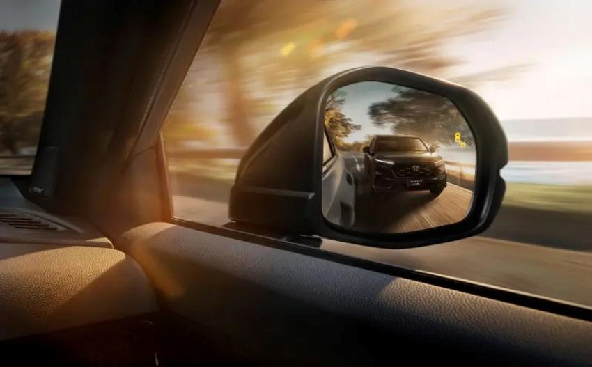 BSI 盲點偵測成為全車系標配。