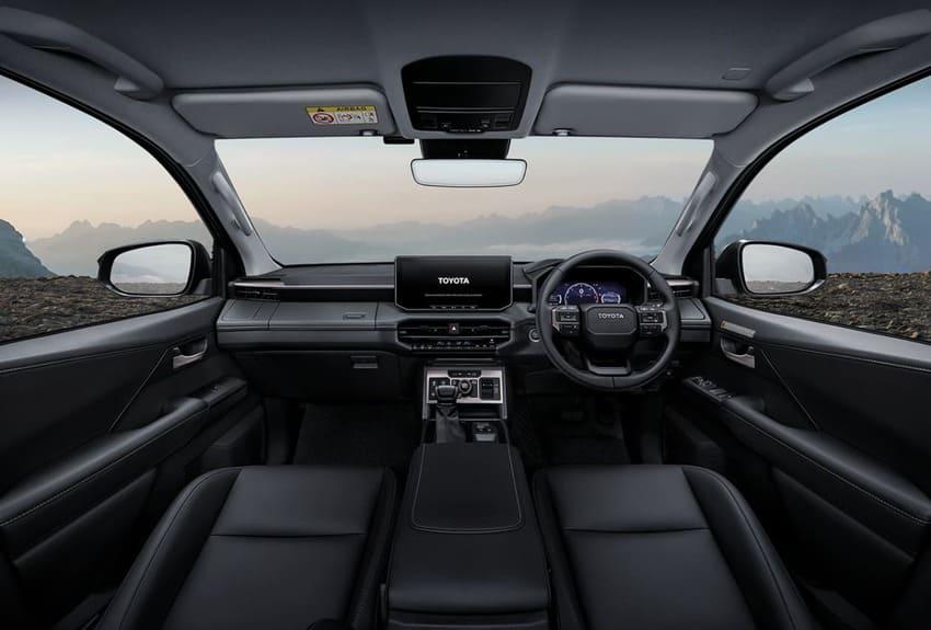 圖為全新 Hilux Travo Overland 內裝。