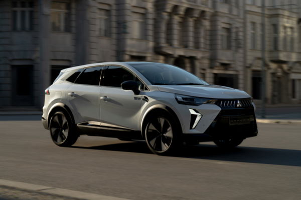 定位在 Outlander 之下！三菱全新跨界上市 搭雙油電動力