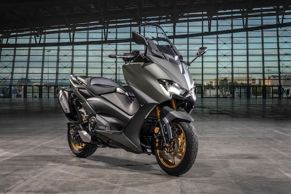 Yamaha TMAX 爆召回！藍牙元件恐短路起火　台灣山葉通知車主回廠