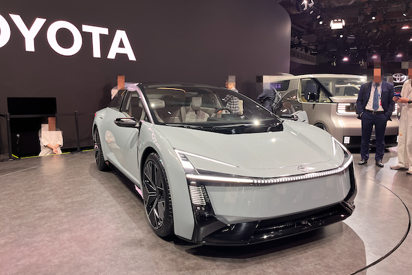 前神車 Corolla 銷量衰退陷入危機！Toyota 試圖靠一招解救挽回銷售傳奇