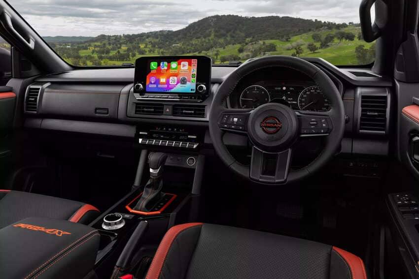 內裝以 9 吋衝央觸控螢幕為科技焦點。