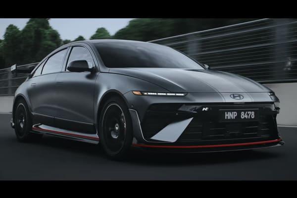 Hyundai 純電轎跑 Ioniq 6 霸氣升級！專屬碳纖維套件上身強化性能氣焰