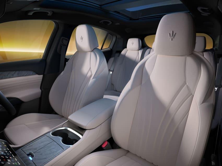 Maserati 海神休旅 Grecale 特仕亮相！換穿專屬夜幕塗裝 內裝質感升級