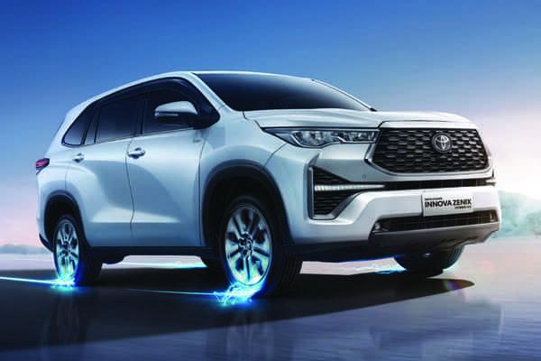 Toyota 七人座跨界 MPV 擴展勢力範圍！配備升級登場 主打舒適大空間