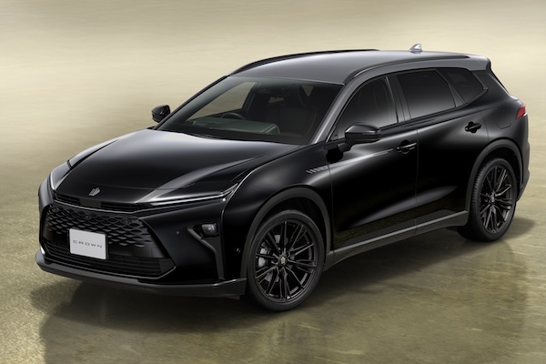 Toyota 皇冠 70 週年紀念版再添新成員！Crown Estate 特仕版日本開賣