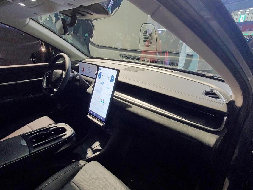 Model B 確定以 Foxtron Bria 身分量產市售！北美版 Model C 也有望在台上市