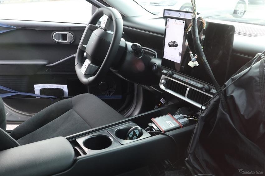 內裝配置前移的數位儀表與大尺寸觸控螢幕。