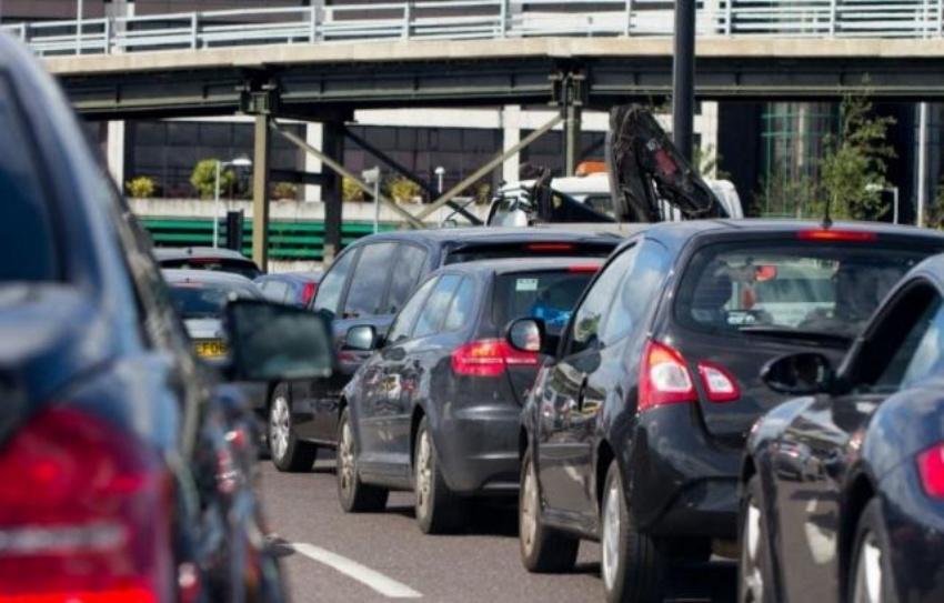 日本先前調查發現，導致事故率攀升的主因關鍵在未保持車距。（圖片來源：翻攝自JAF）