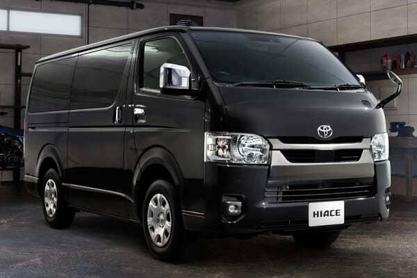 Toyota 熱門九人座 MPV 特仕出擊！顛覆商用樸實形象展現動感新風貌