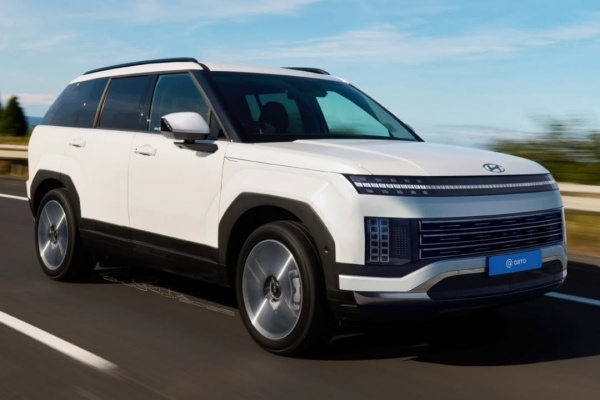 Hyundai 新一代 Tucson 方正外型結合像素化燈組！動力採多元油電混合系統