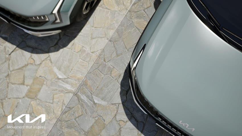 跟進家族化設計風格，以星圖式 LED 燈組作為大改款識別。