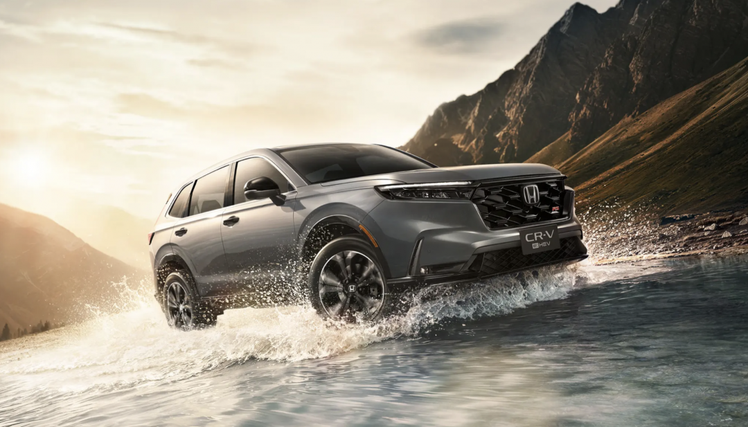 Honda CR-V 小改款亮相！只賣 2.0 e:HEV 混合動力  台灣明年導入