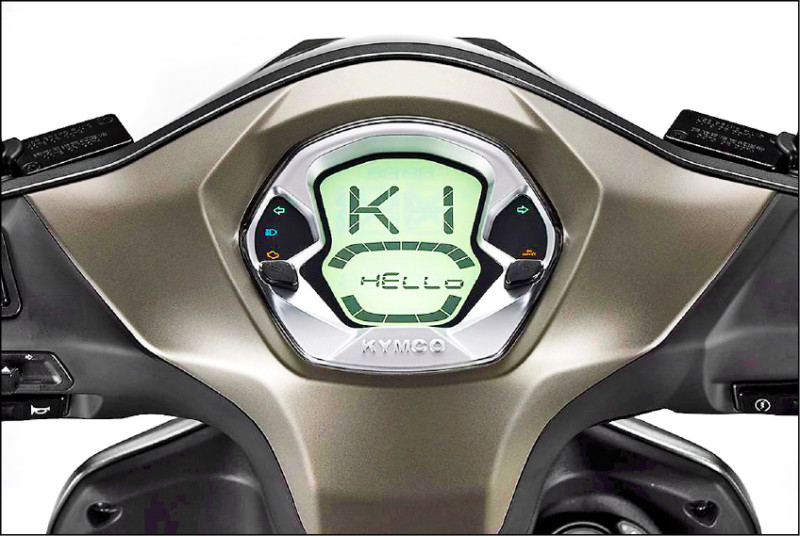 全新設計的液晶儀錶，顯示資訊齊全且更易於判讀。