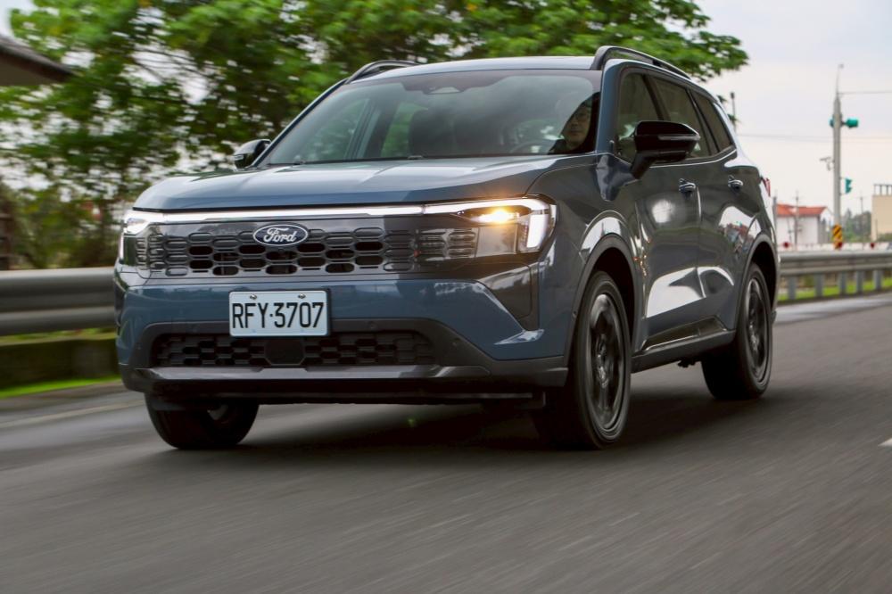 車輛太穩可能一不注意可能時速就破百。