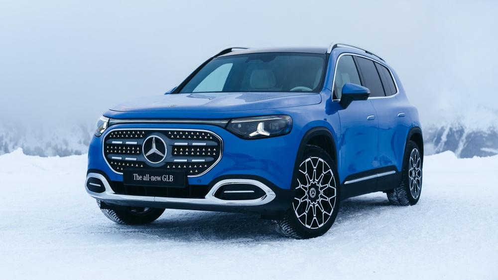 新一代 Mercedes-Benz GLB 純電版發表，換上全新外觀設計。